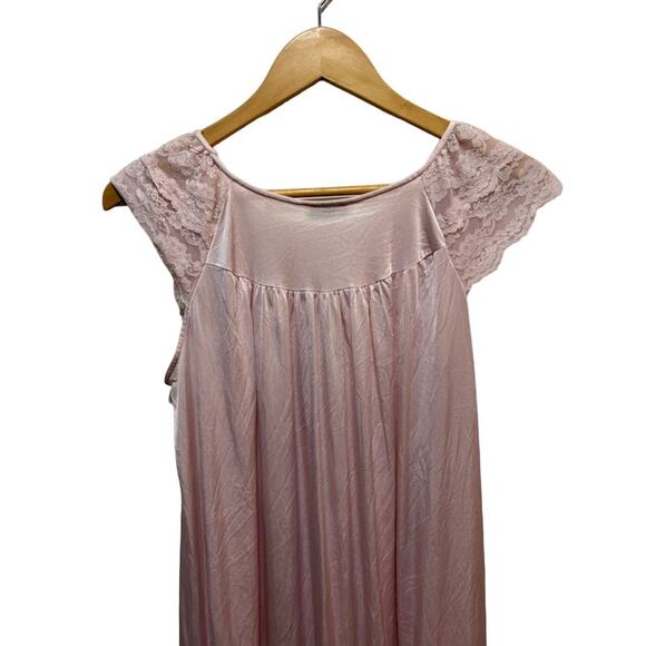 Vintage nightgown 60s Gilead nylon flowy lacy pink sz Medium sheer - Picture 1 of 7